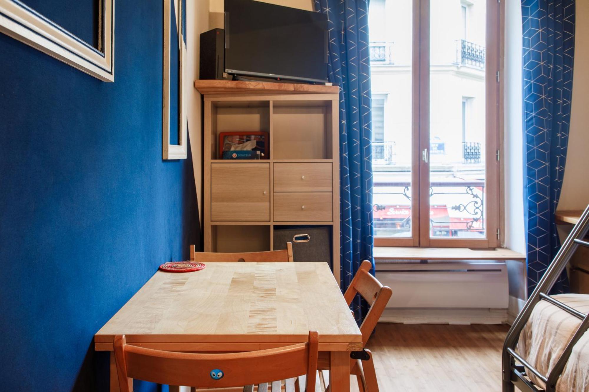 Pleasant Apartmment Sainte-marguerite Parijs